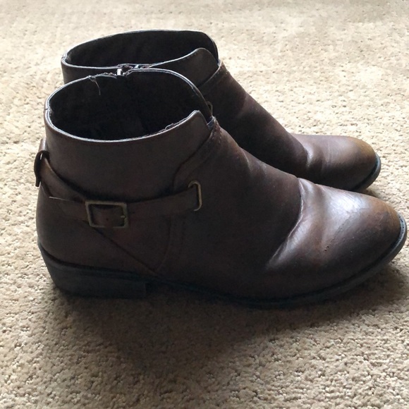White Mt. Leather Boots | Size 9 - Picture 2 of 8